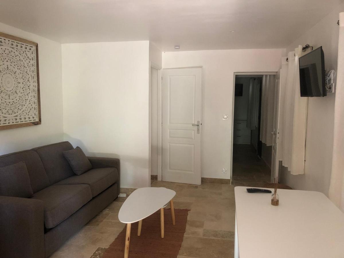Apartamento Les Mazets De La Cascade Salernes Exterior foto