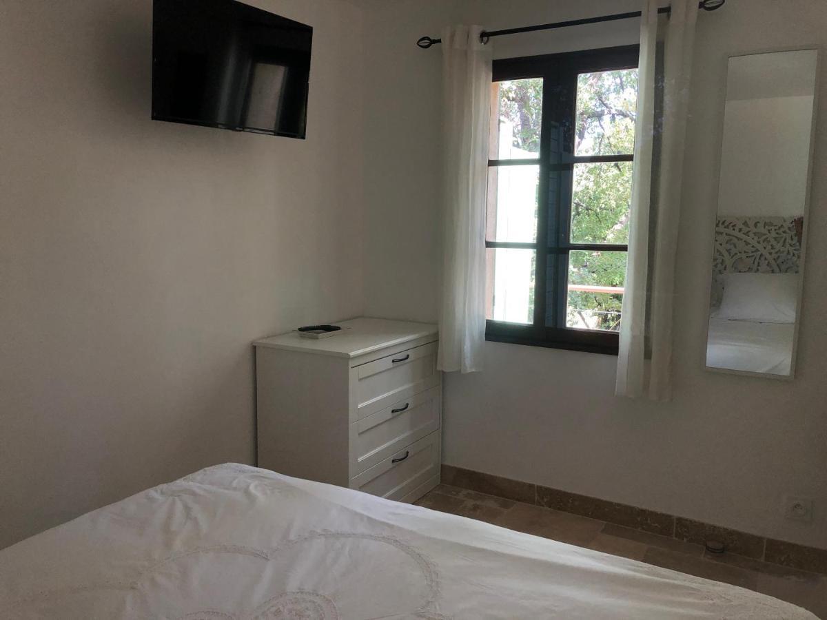 Apartamento Les Mazets De La Cascade Salernes Exterior foto