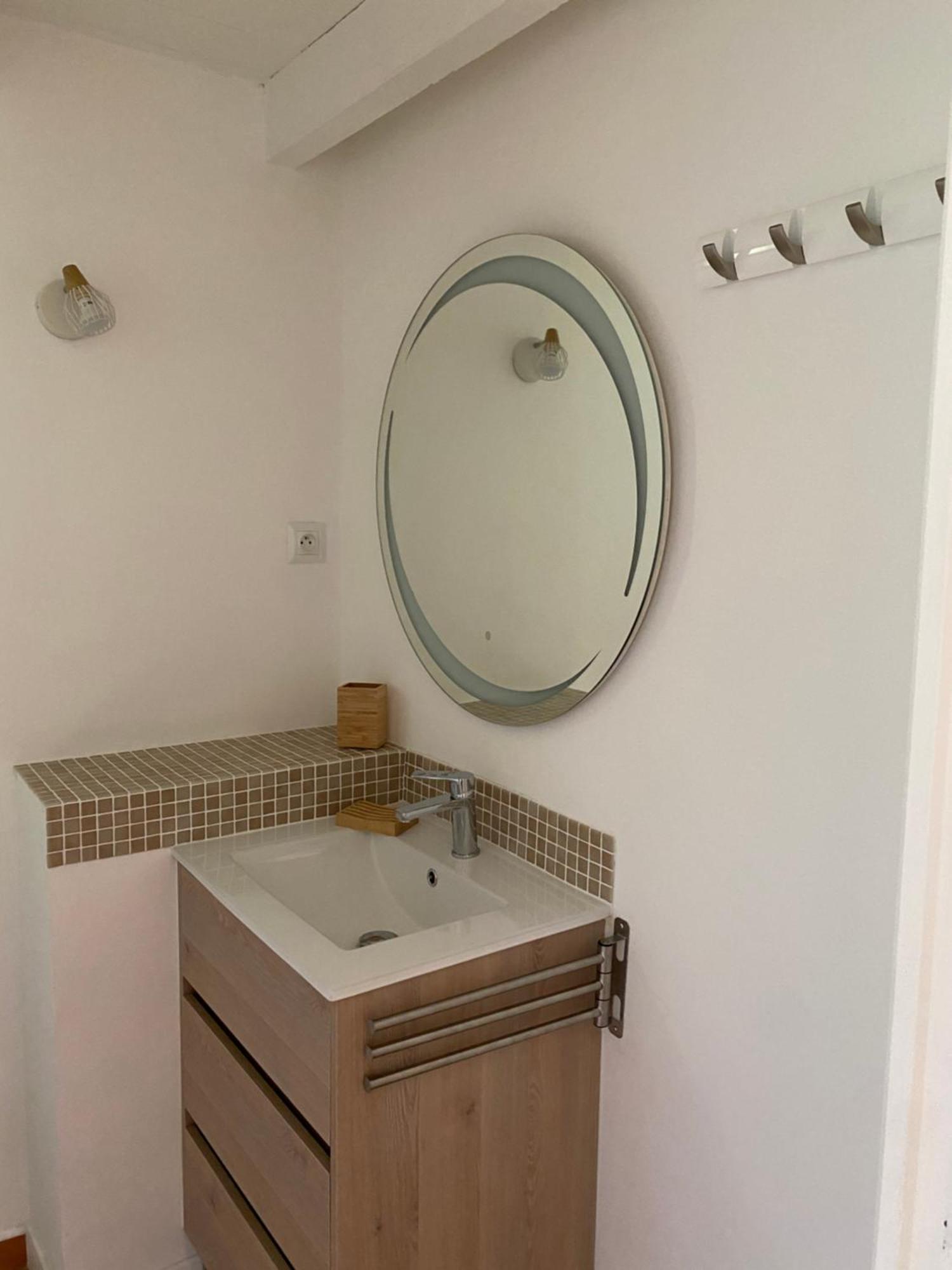 Apartamento Les Mazets De La Cascade Salernes Habitación foto