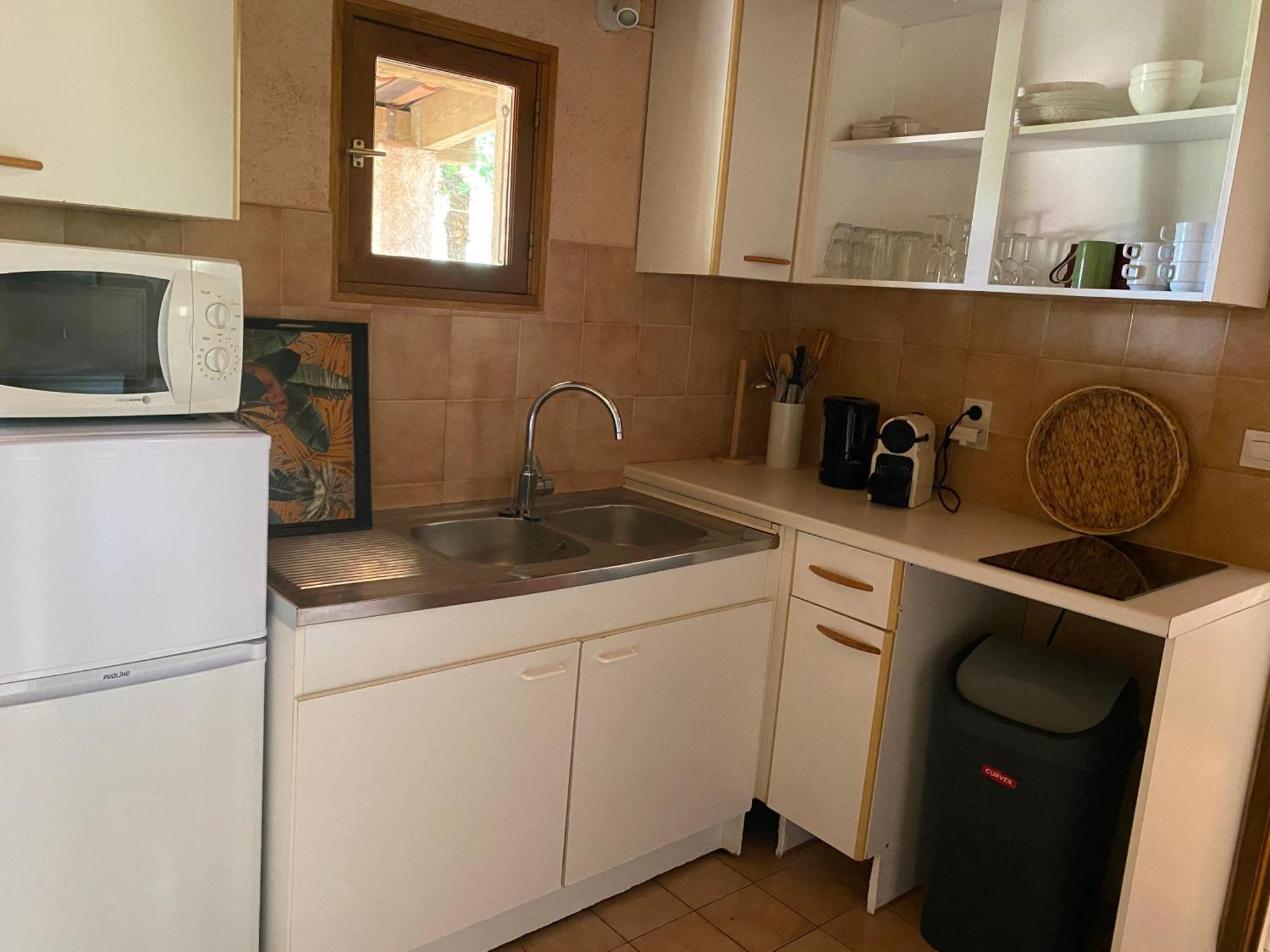 Apartamento Les Mazets De La Cascade Salernes Habitación foto